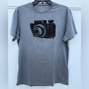 Banana Republic Graphic Shirt size Small